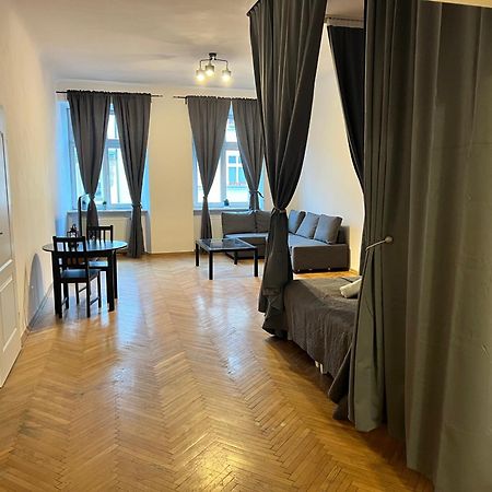 Apartament Rodzinny 14 Cracovia Esterno foto