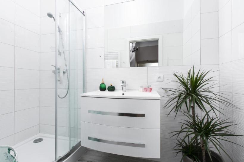 Apartament Rodzinny 14 Cracovia Esterno foto